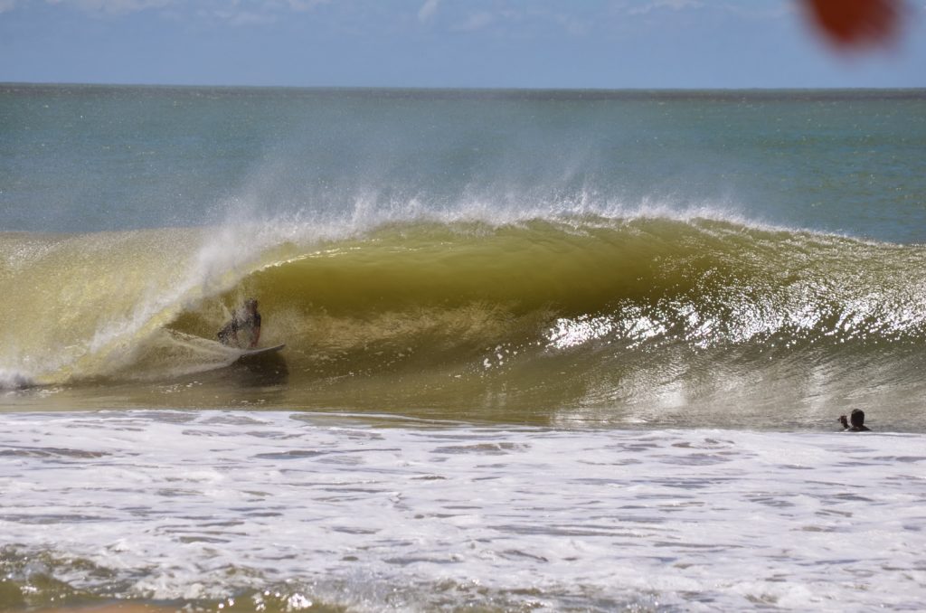 As 10 Melhores Praias Brasileiras Para Surfar - Praia da Regência (Linhares, Espírito Santo)