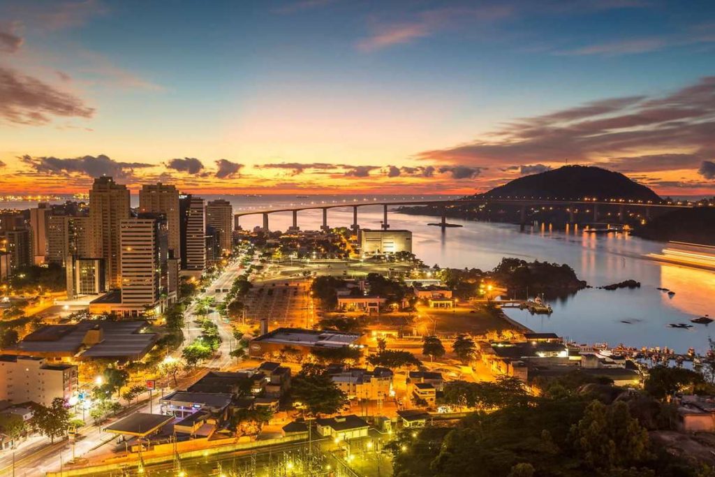 As 10 Cidades Litorâneas Mais Baratas do Verão 2017 - Vitória (ES) As 10 Cidades Litorâneas Mais Baratas do Verão 2017 - Vitória (ES)